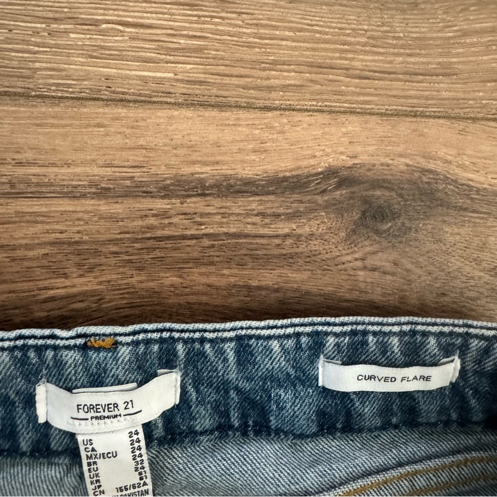 Forever 21 Premium Denim Jeans, Curved Flare - Picture 3 of 4